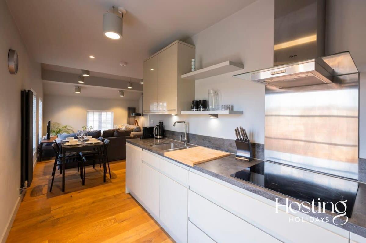 Stylish Luxury Apartment In The Centre Of Henley Luaran gambar
