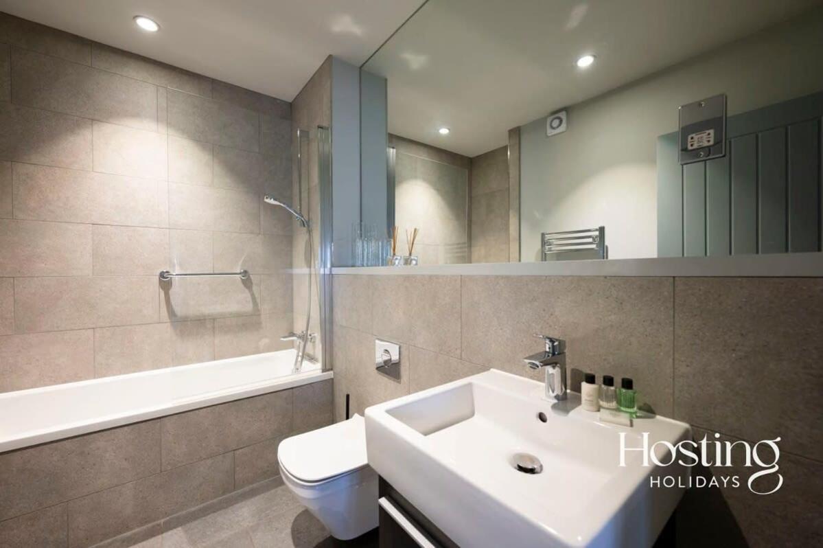 Stylish Luxury Apartment In The Centre Of Henley Luaran gambar